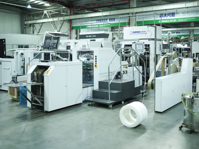 OYANG Machinery A Serisi Bükülmüş Saplı Kare Altlı Kağıt Torba Makinesi Online