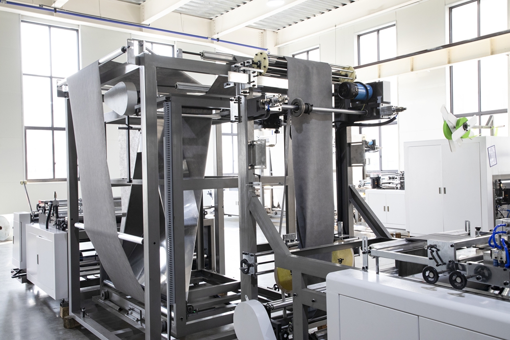 Akıllı 17-C700/800 Dokuma Olmayan D-Cut Çanta Yapım Makinesi